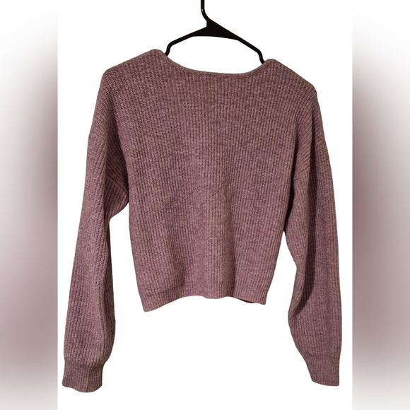Dynamite Pink V-Neck Cropped Sweater - Picture 2 of 5